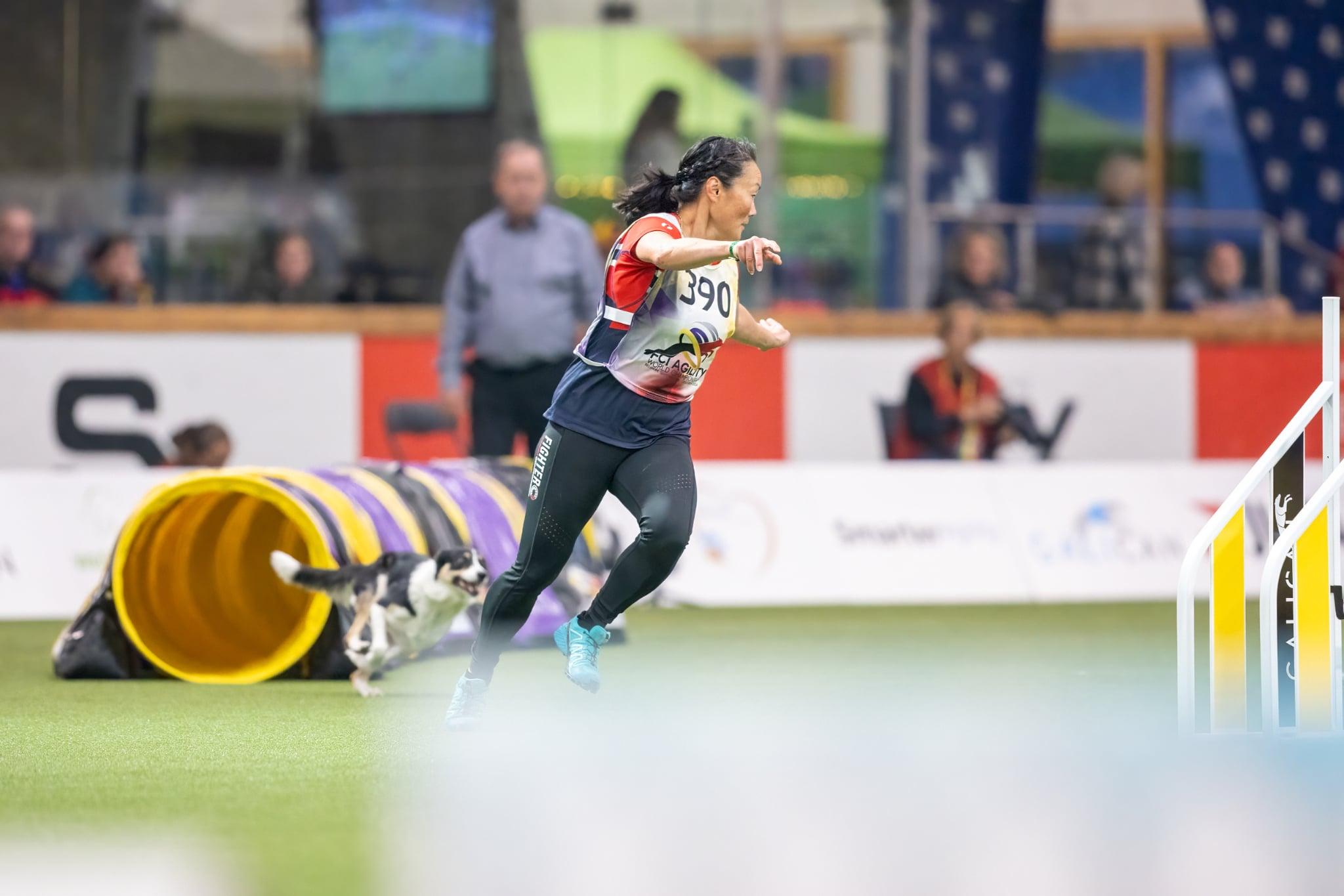 Trine Thorkildsen på agilitybanen